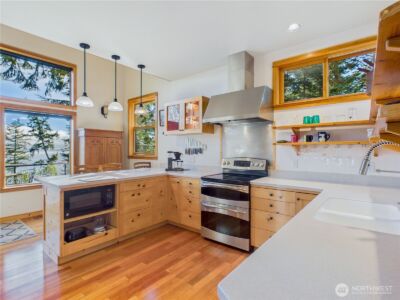 191 Old Oak Bay Road , Port Hadlock, WA 98339 - Photo 29