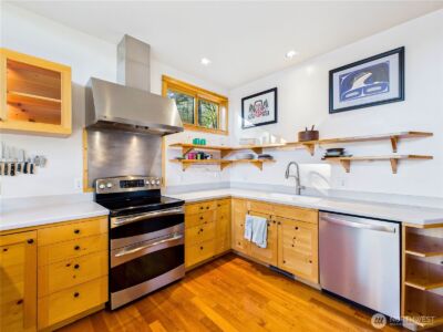 191 Old Oak Bay Road , Port Hadlock, WA 98339 - Photo 32