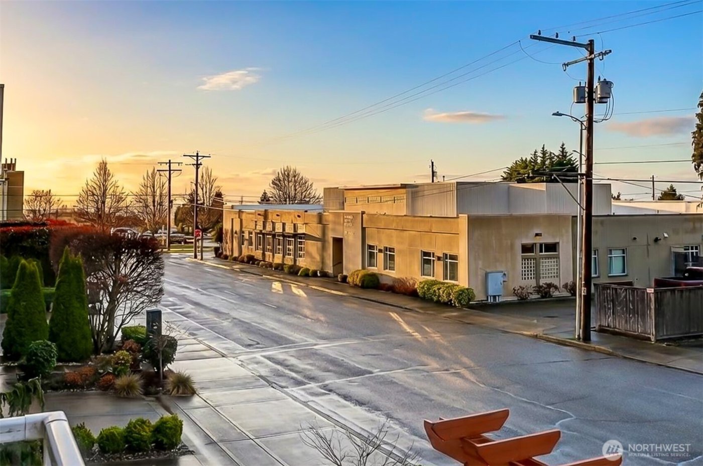 626 Glen Street #201, Edmonds, WA 98020