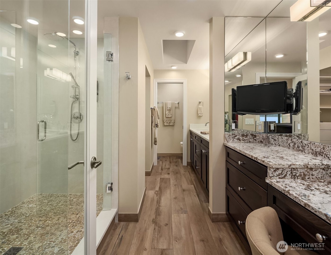 6363 Lake Washington Boulevard NE #203, Kirkland, WA 98033