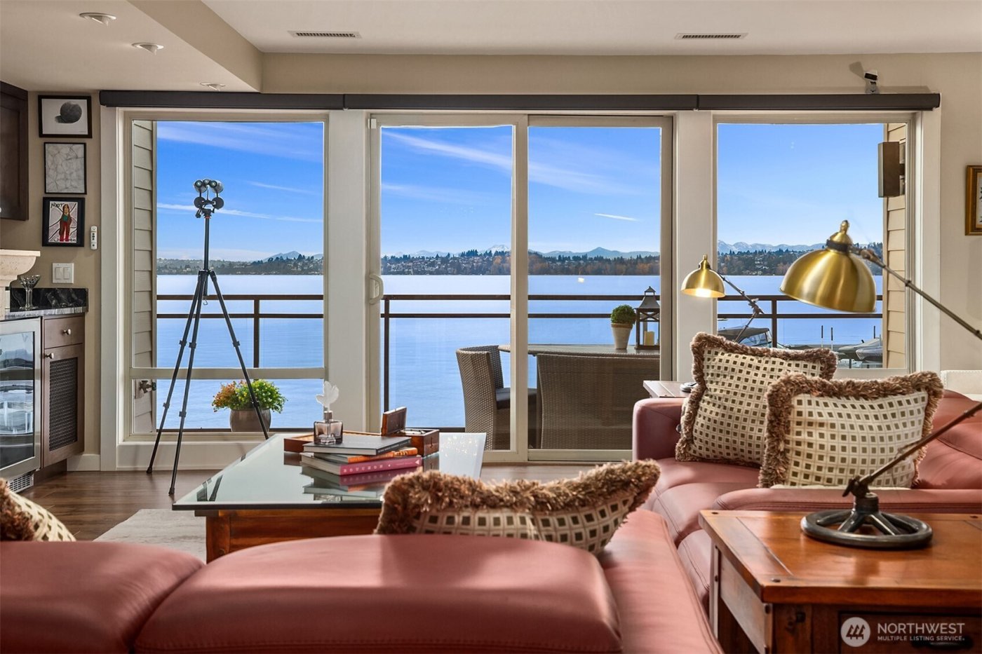 6363 Lake Washington Boulevard NE #203, Kirkland, WA 98033