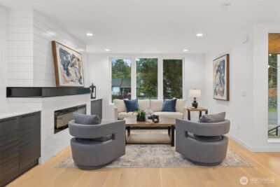 12011 36th Avenue NE, Seattle, WA 98125 - Photo 2