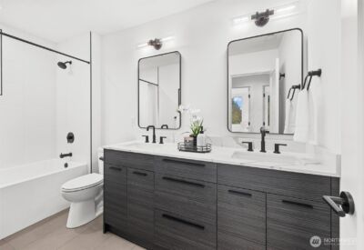 12011 36th Avenue NE, Seattle, WA 98125 - Photo 25