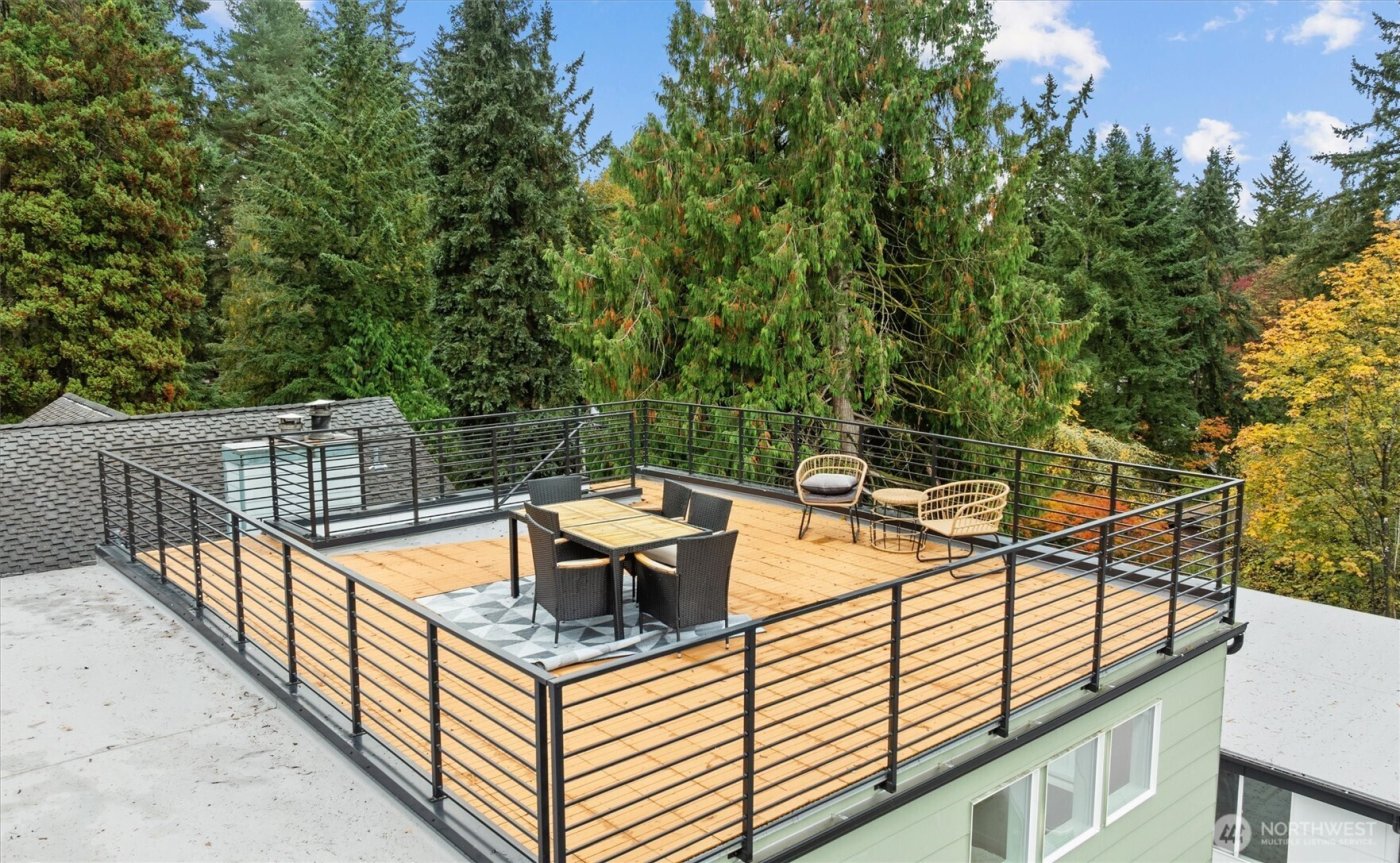 12011 36th Avenue NE, Seattle, WA 98125