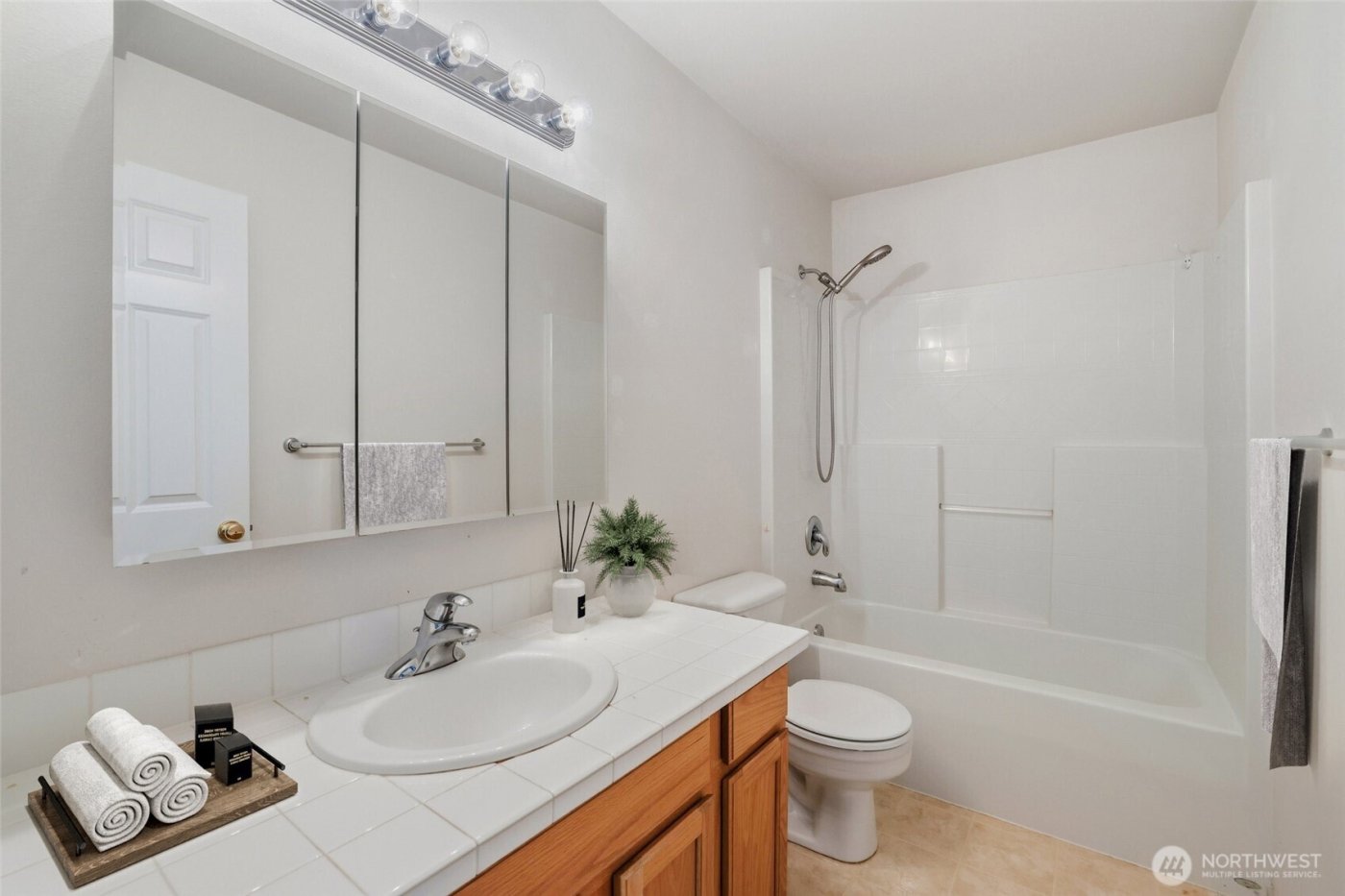 3929 S 344th Street , Auburn, WA 98001