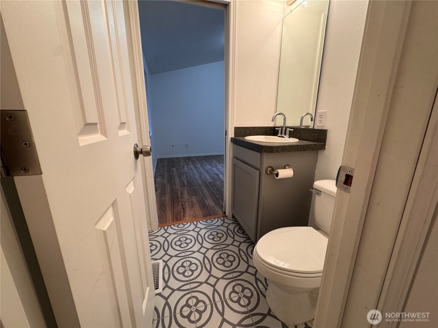 91 N Gadwall Place N , Hoodsport, WA 98548