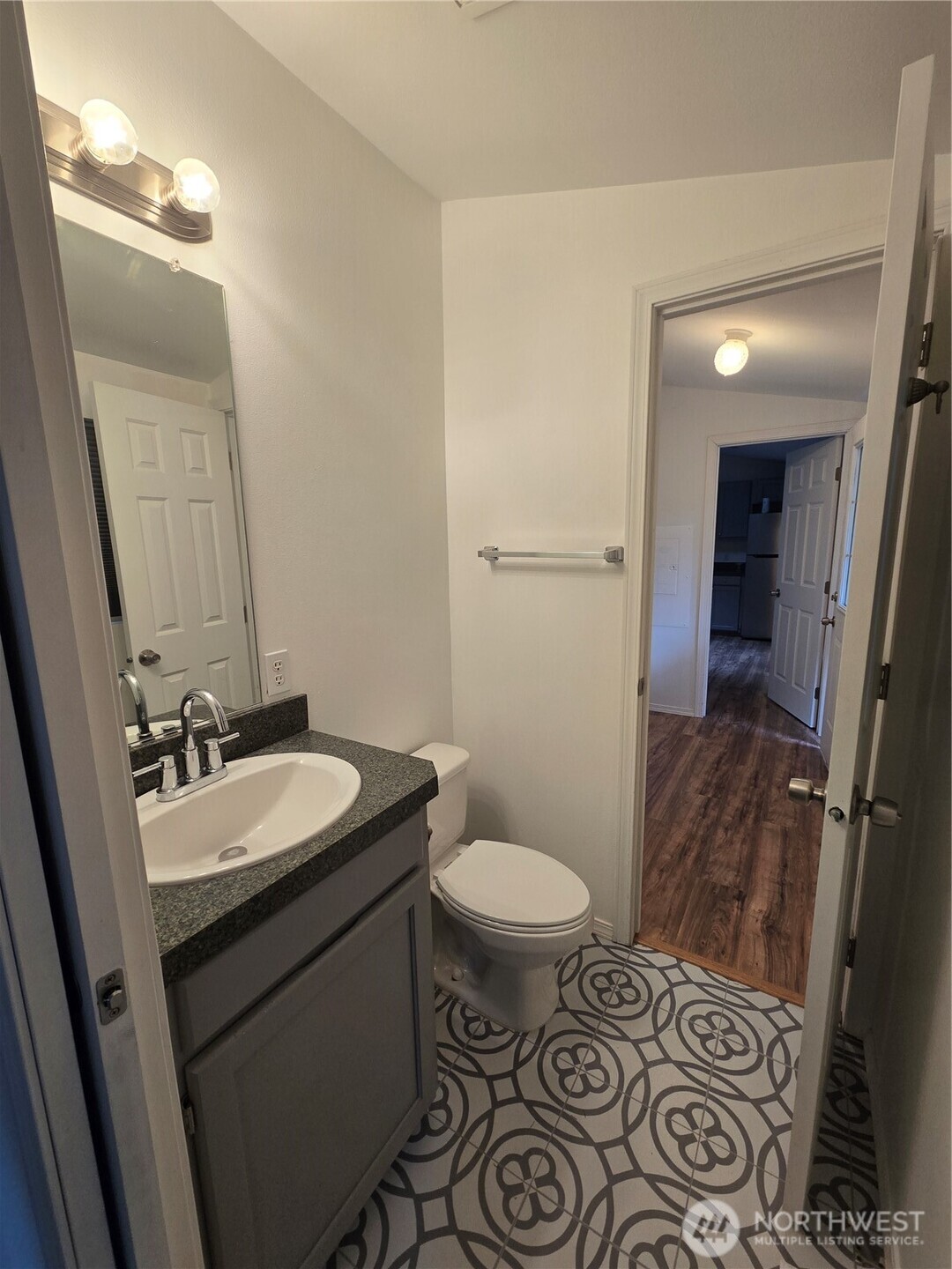 91 N Gadwall Place N , Hoodsport, WA 98548