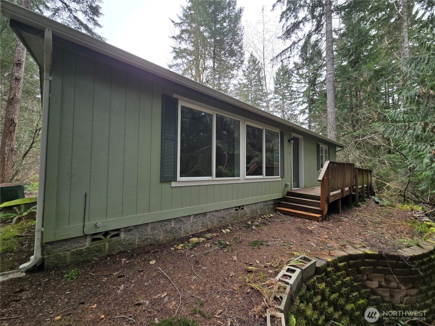 91 N Gadwall Place N , Hoodsport, WA 98548
