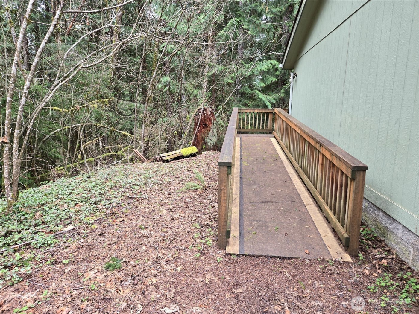 91 N Gadwall Place N , Hoodsport, WA 98548