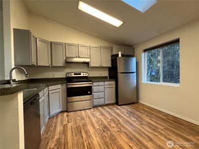 91 N Gadwall Place N , Hoodsport, WA 98548 - Photo 3