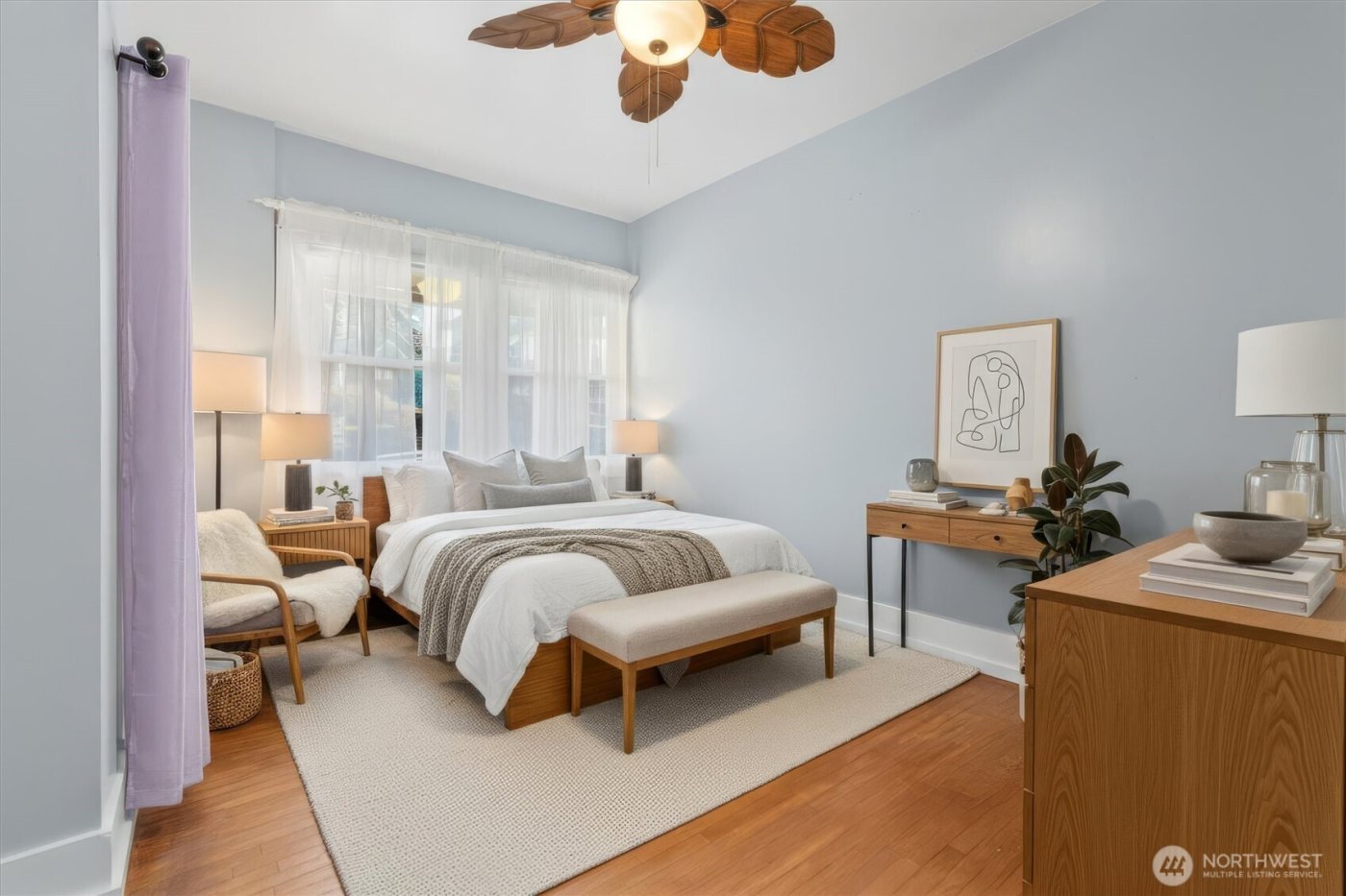 1721 3rd Avenue N, Seattle, WA 98109