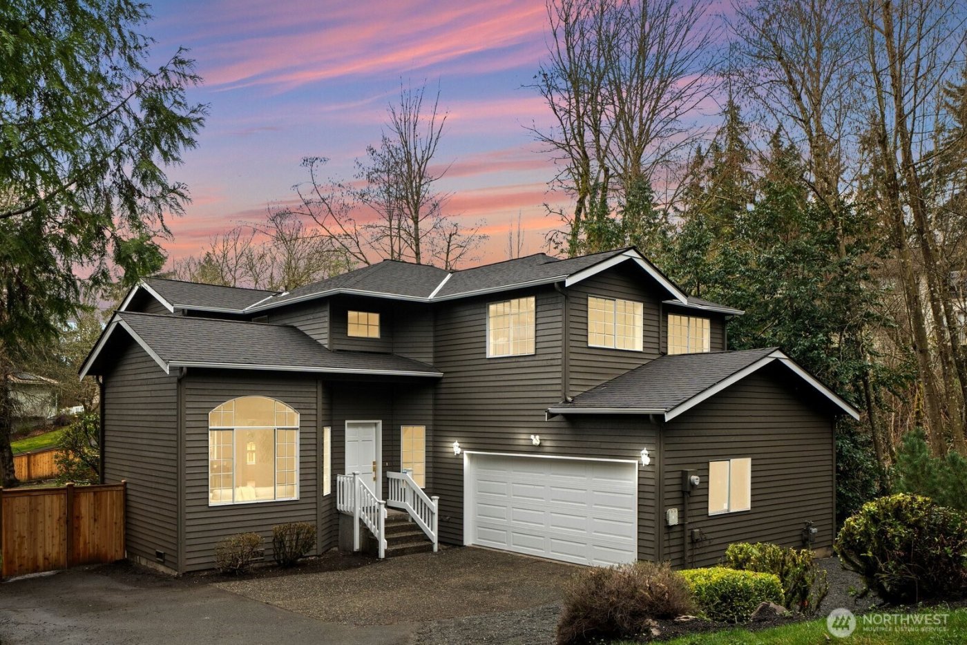 6005 158th Place NE, Redmond, WA 98052-4811