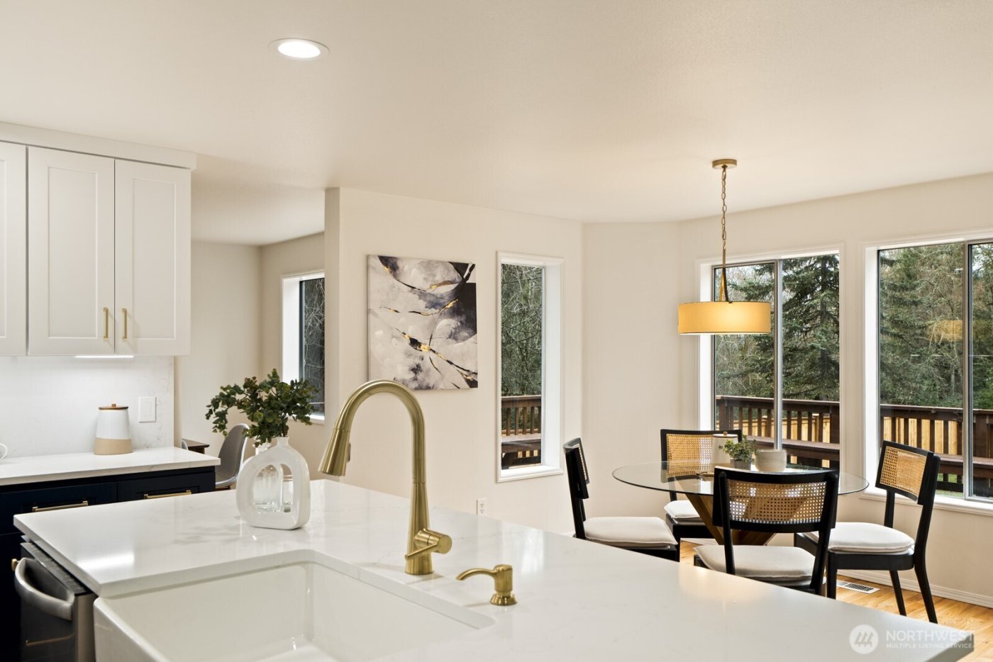 6005 158th Place NE, Redmond, WA 98052-4811