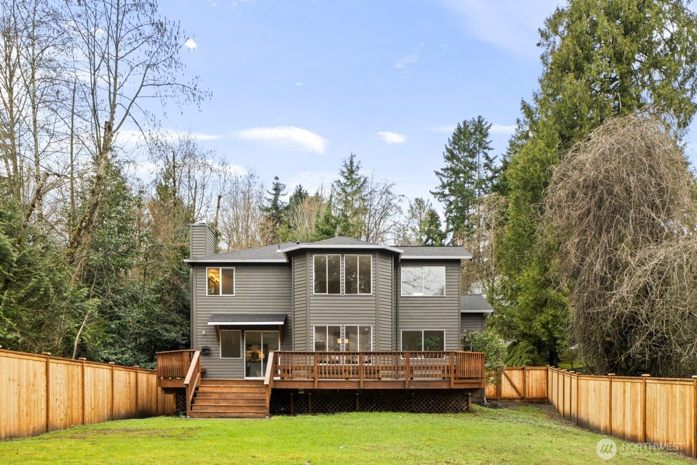 6005 158th Place NE, Redmond, WA 98052-4811