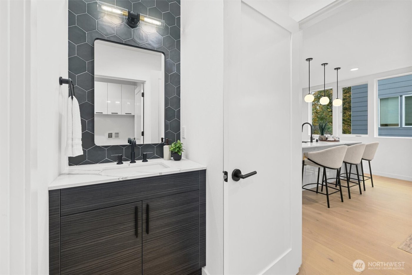 12011 36th Avenue NE, Seattle, WA 98125