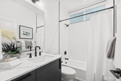 12011 36th Avenue NE, Seattle, WA 98125 - Photo 28