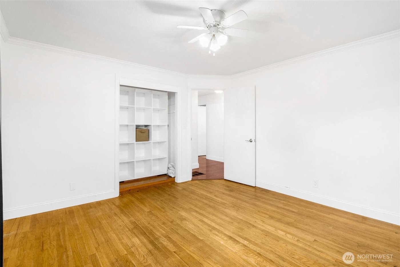 717 S Locust Lane , Moses Lake, WA 98837