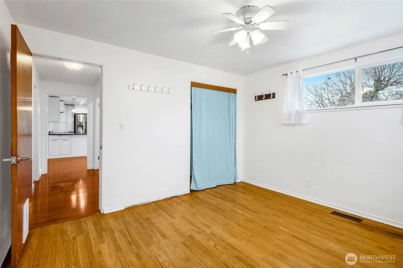 717 S Locust Lane , Moses Lake, WA 98837