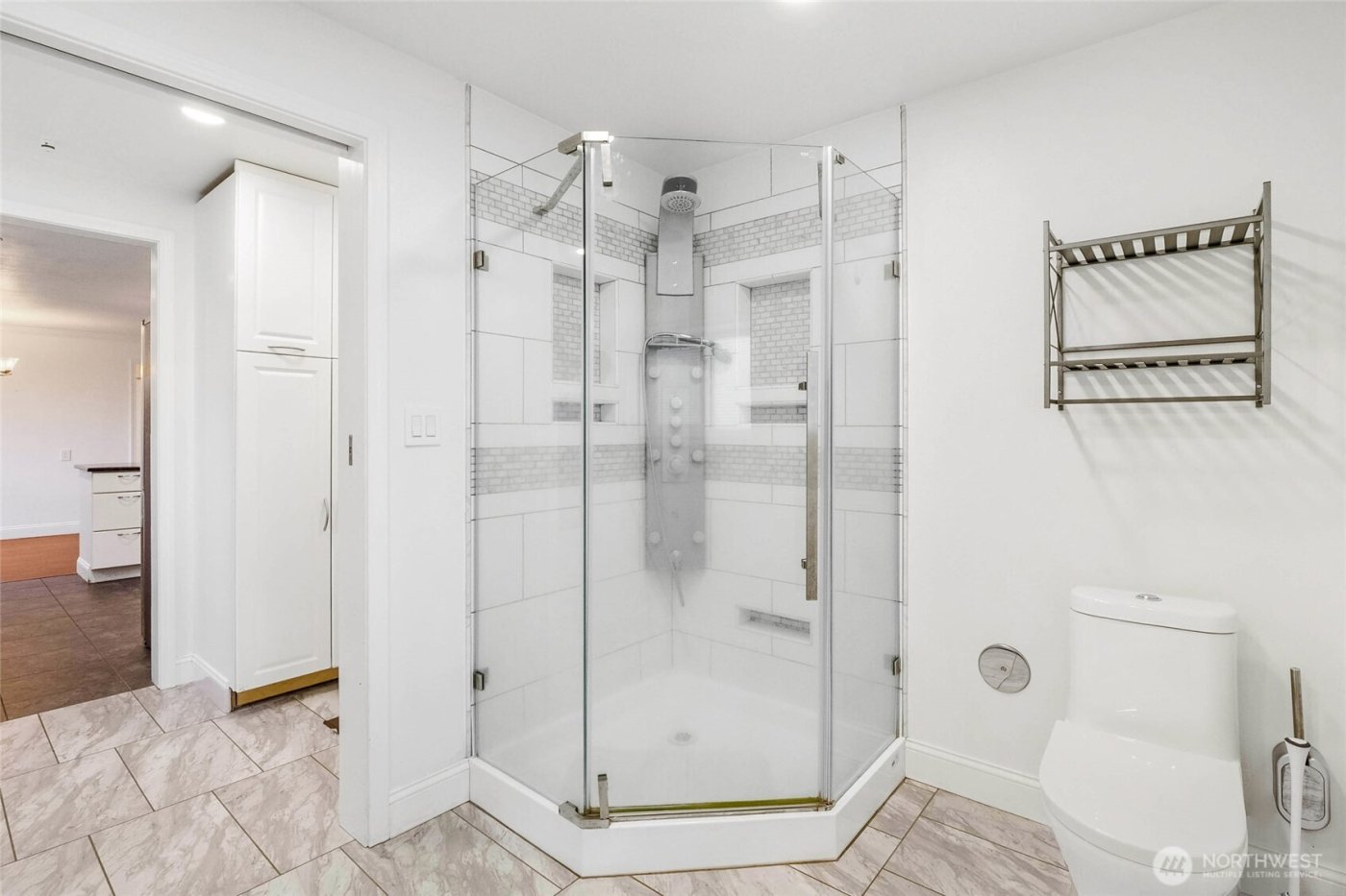 717 S Locust Lane , Moses Lake, WA 98837