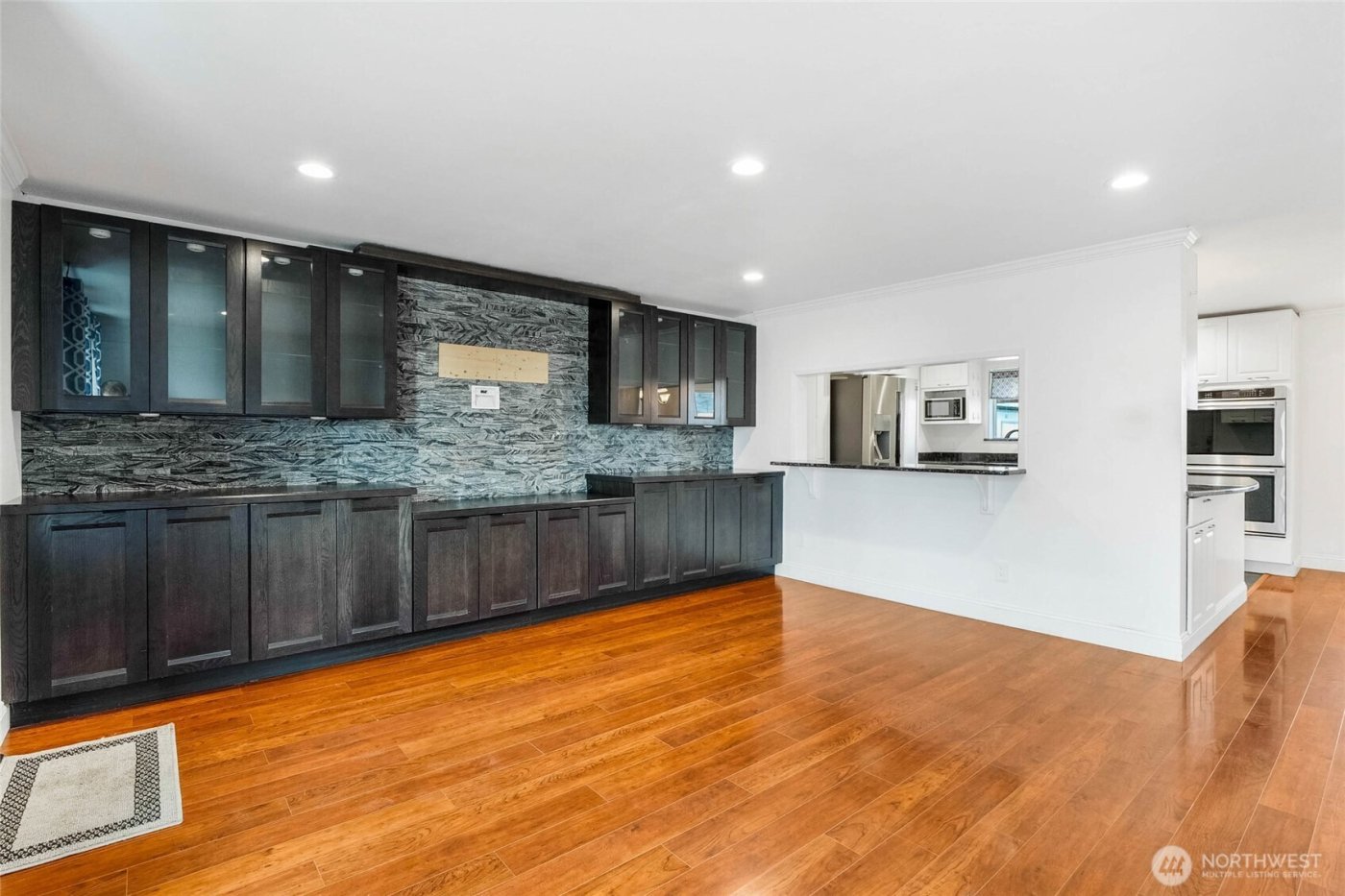 717 S Locust Lane , Moses Lake, WA 98837