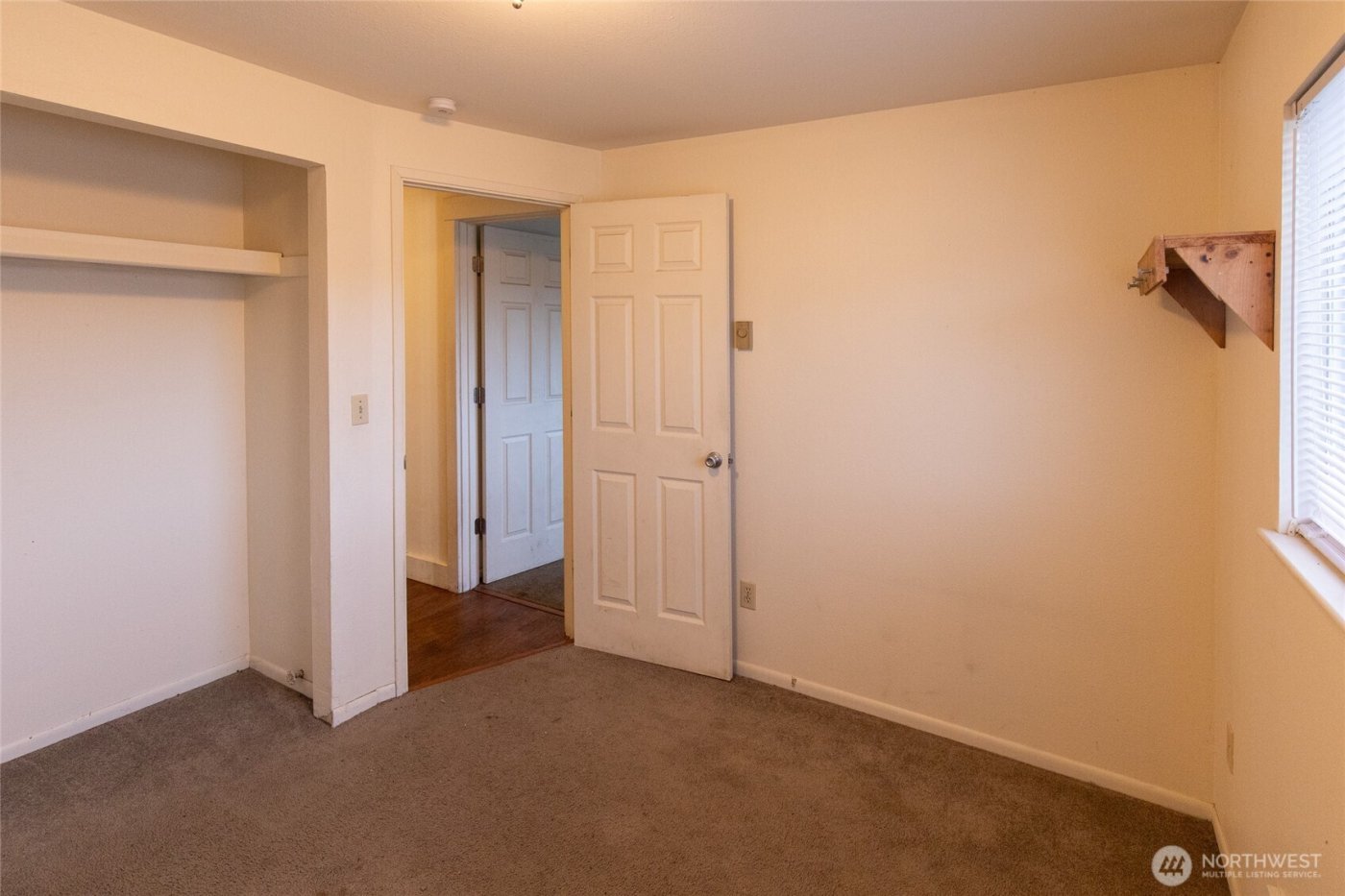 1308 E 15th Avenue , Ellensburg, WA 98926