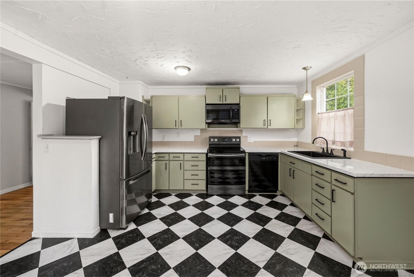 1631 104th Street S, Tacoma, WA 98444