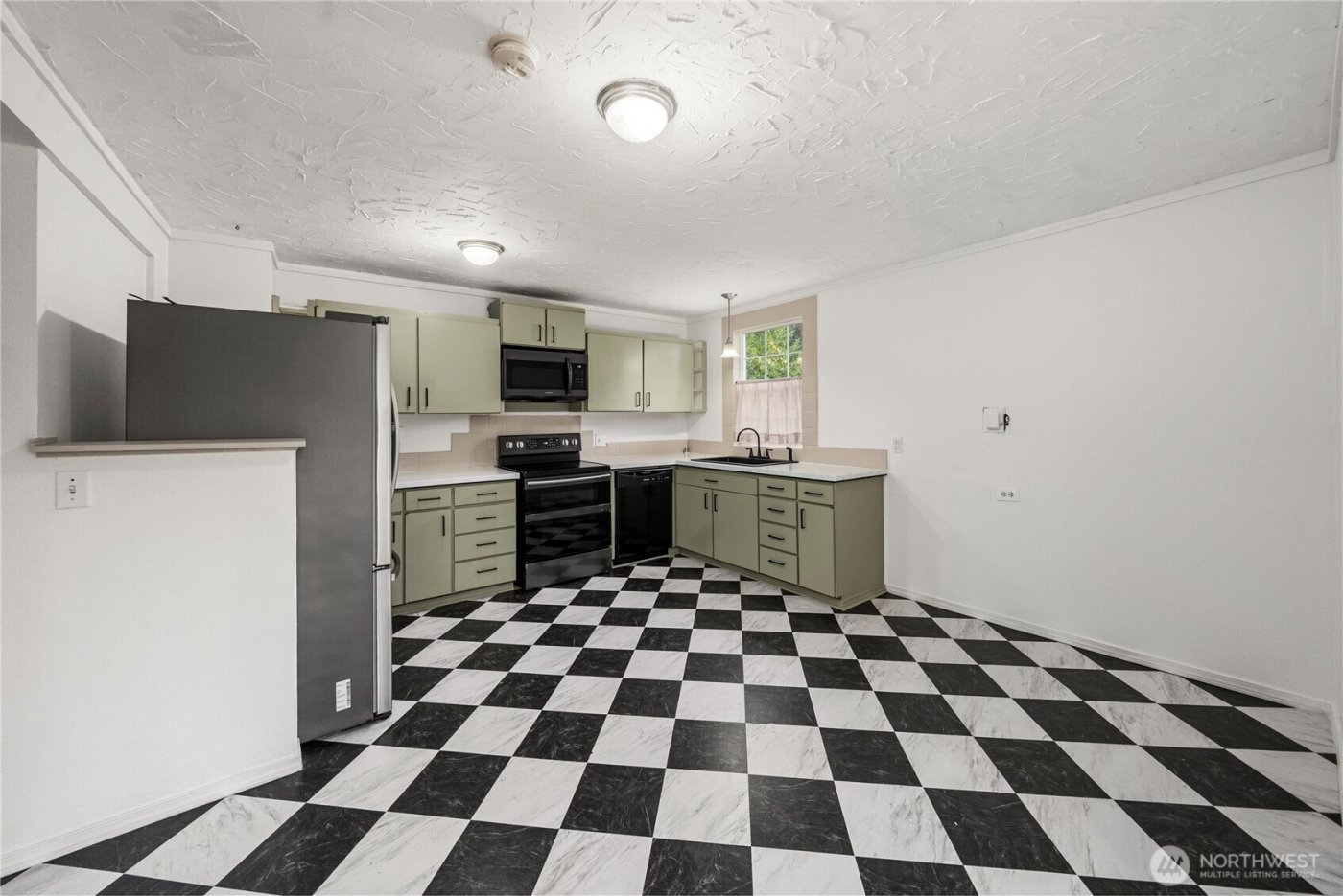 1631 104th Street S, Tacoma, WA 98444