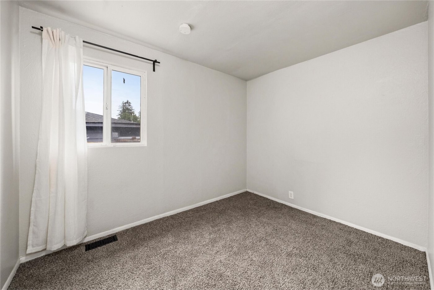 1631 104th Street S, Tacoma, WA 98444