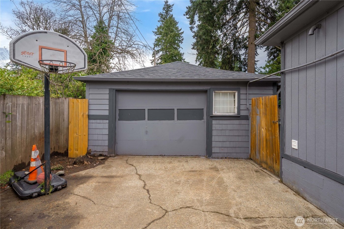 1631 104th Street S, Tacoma, WA 98444