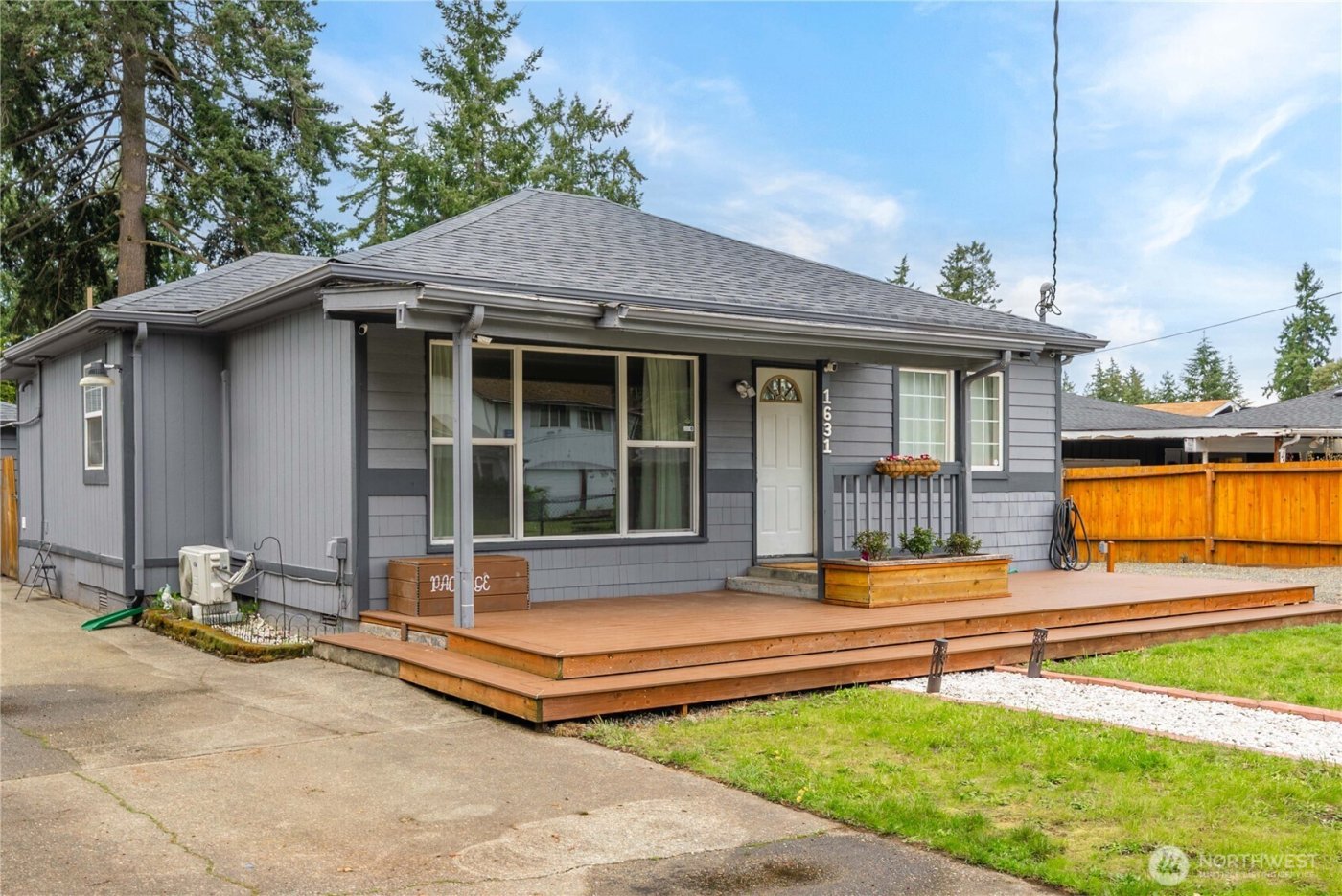 1631 104th Street S, Tacoma, WA 98444