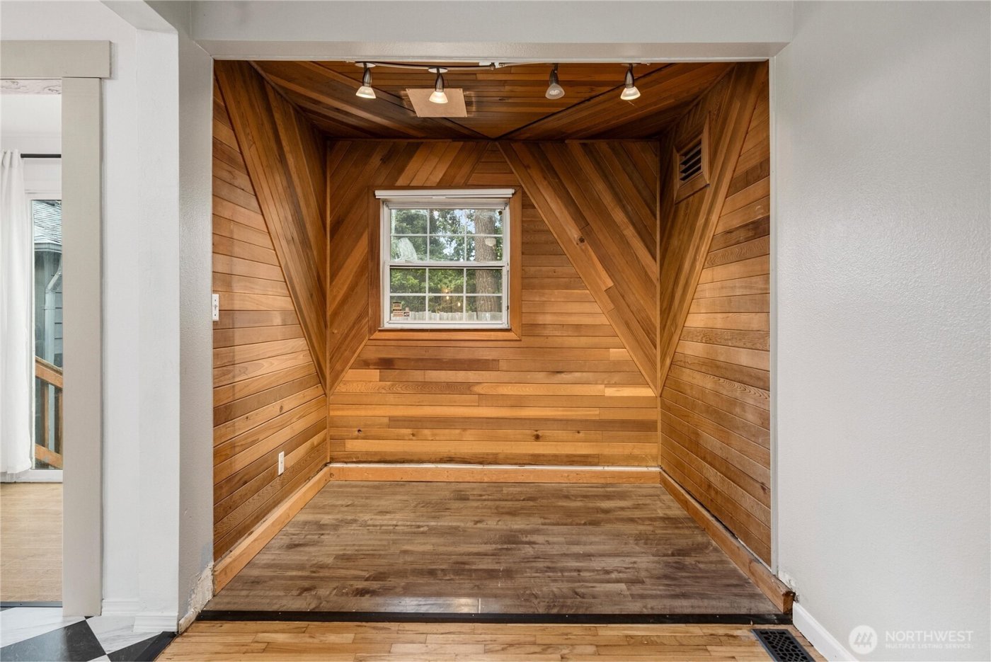 1631 104th Street S, Tacoma, WA 98444