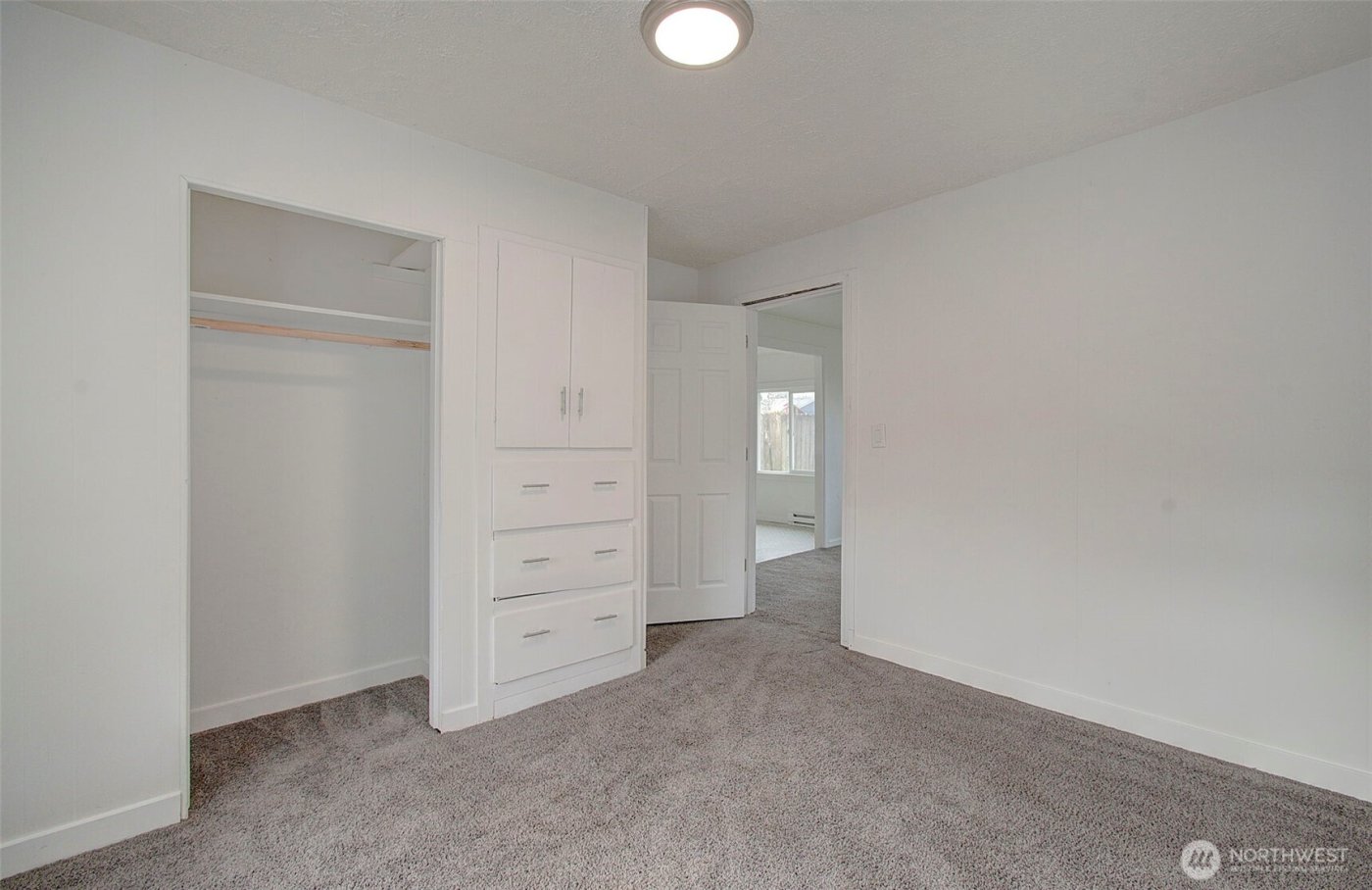 816 Coweeman Lane , Kelso, WA 98626