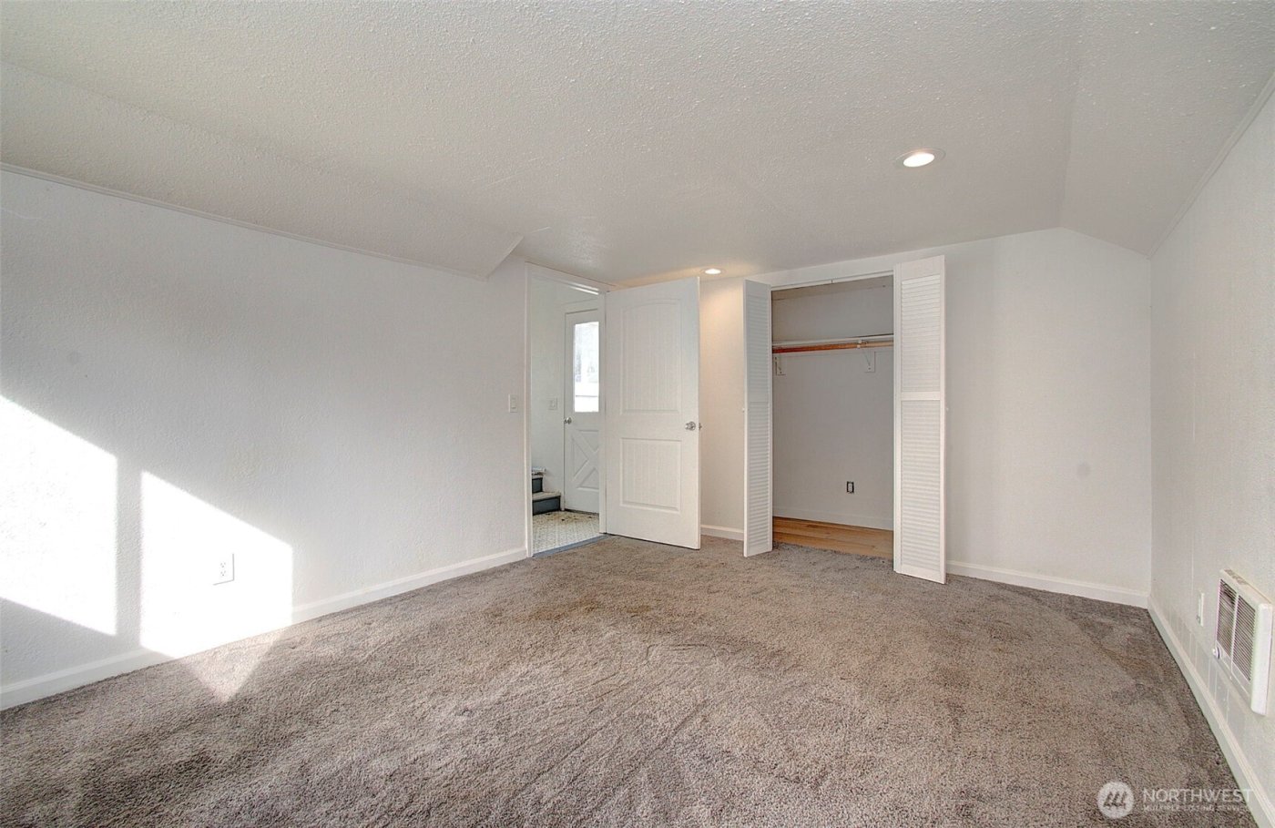 816 Coweeman Lane , Kelso, WA 98626