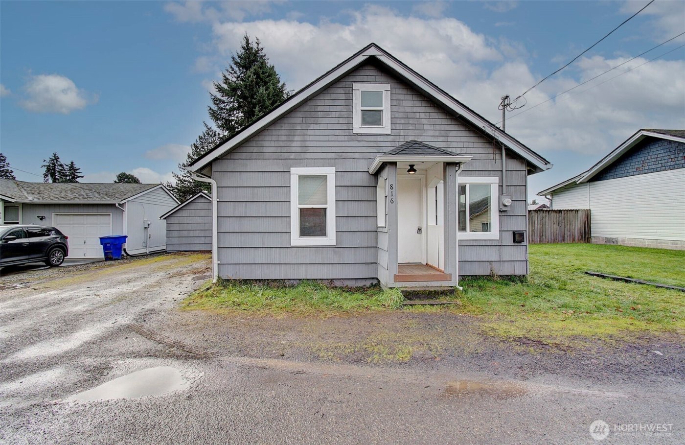 816 Coweeman Lane , Kelso, WA 98626