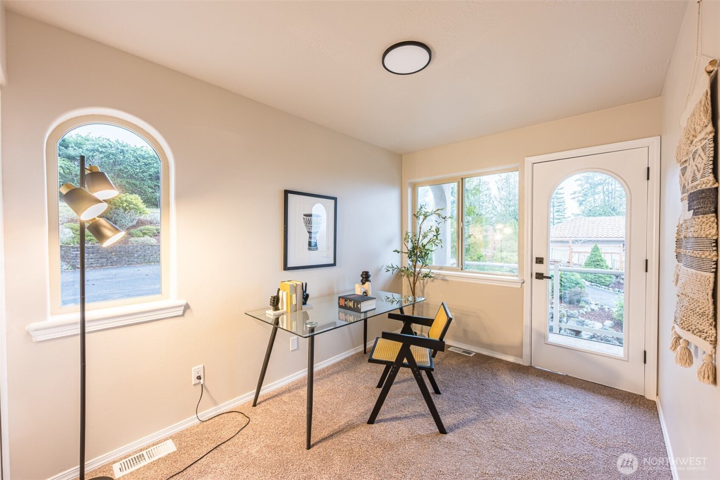 315 Quails Roost Road , Sequim, WA 98382