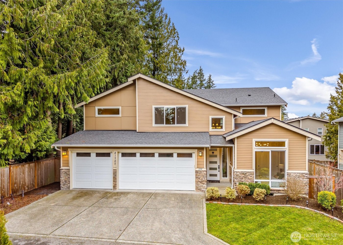 21707 2nd Avenue SE, Bothell, WA 98021
