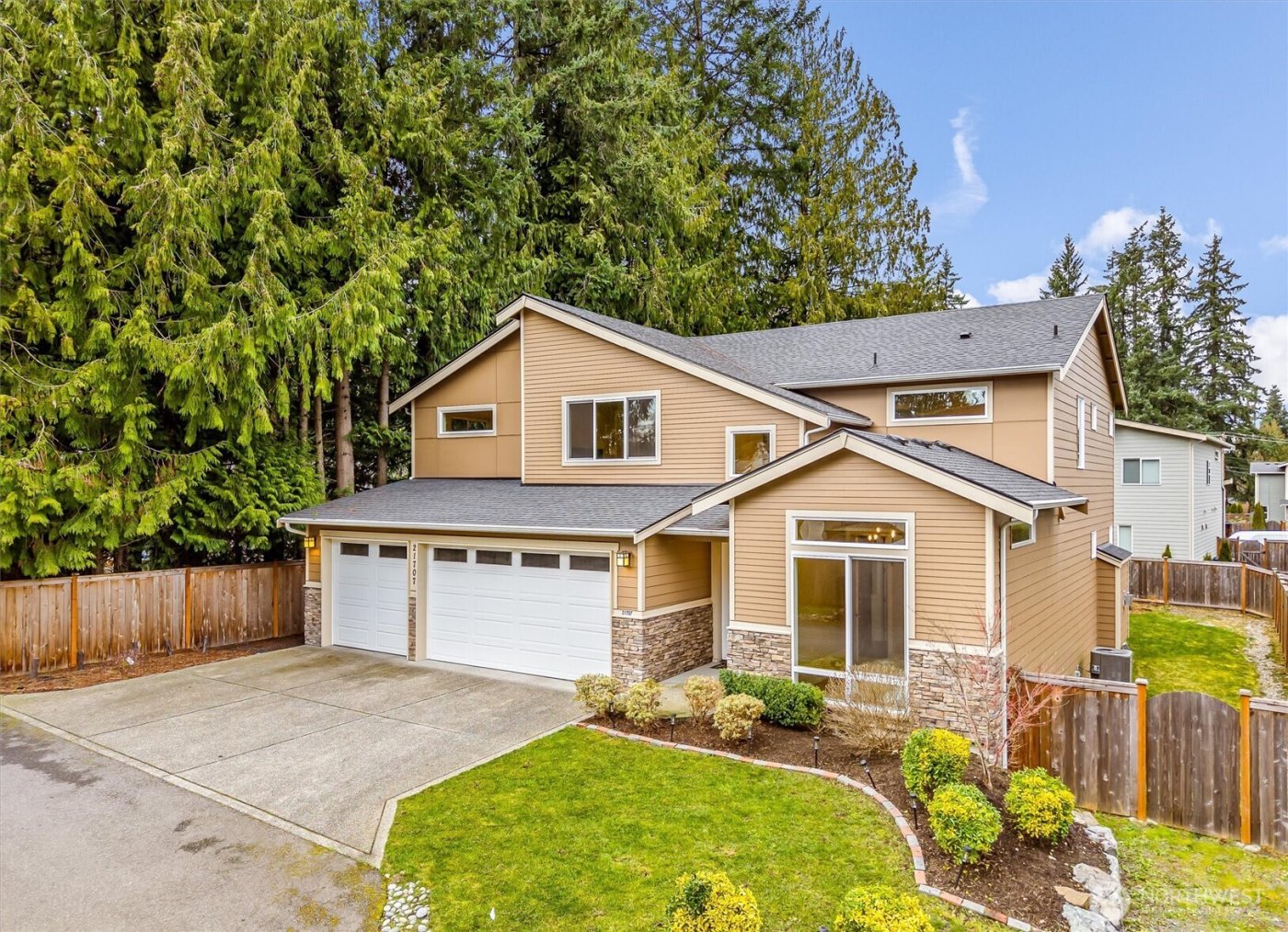 21707 2nd Avenue SE, Bothell, WA 98021