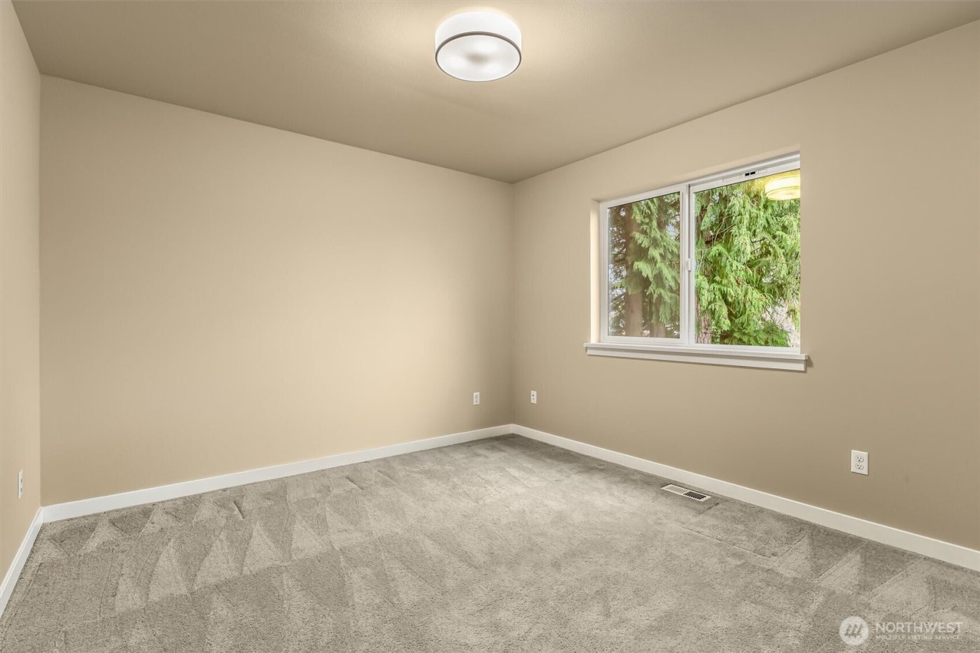 21707 2nd Avenue SE, Bothell, WA 98021