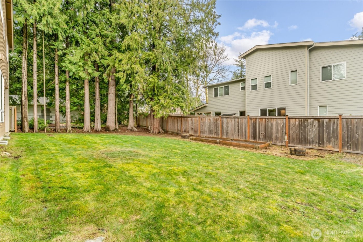 21707 2nd Avenue SE, Bothell, WA 98021