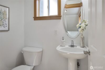 8515 Stone Avenue N #A, Seattle, WA 98103 - Photo 12