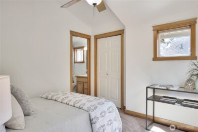 8515 Stone Avenue N #A, Seattle, WA 98103 - Photo 20