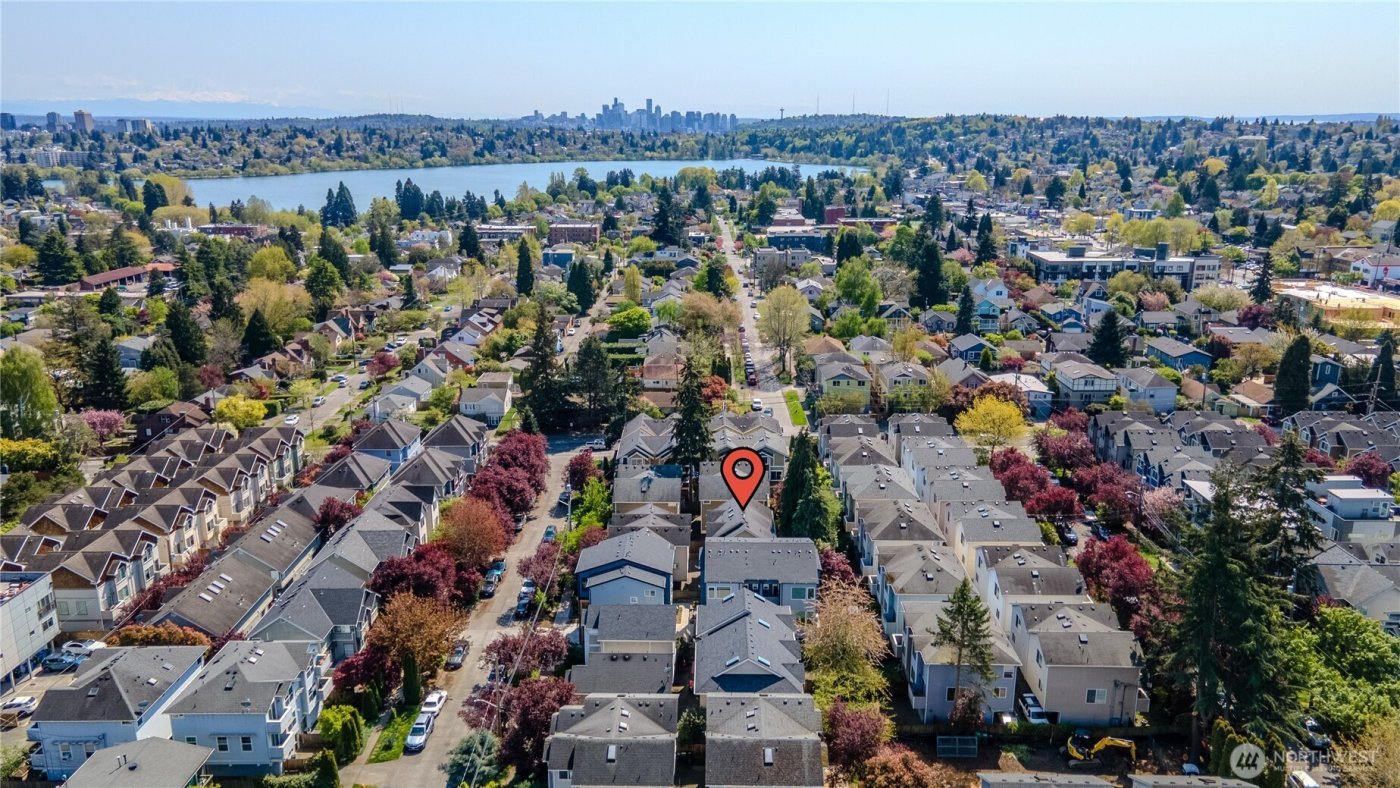 8515 Stone Avenue N #A, Seattle, WA 98103