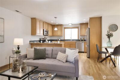 8515 Stone Avenue N #A, Seattle, WA 98103 - Photo 6