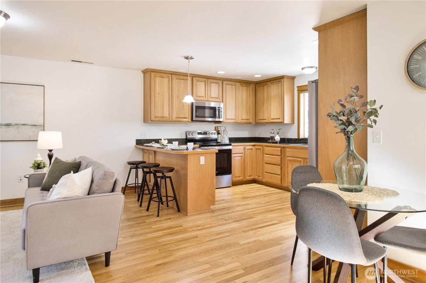 8515 Stone Avenue N #A, Seattle, WA 98103