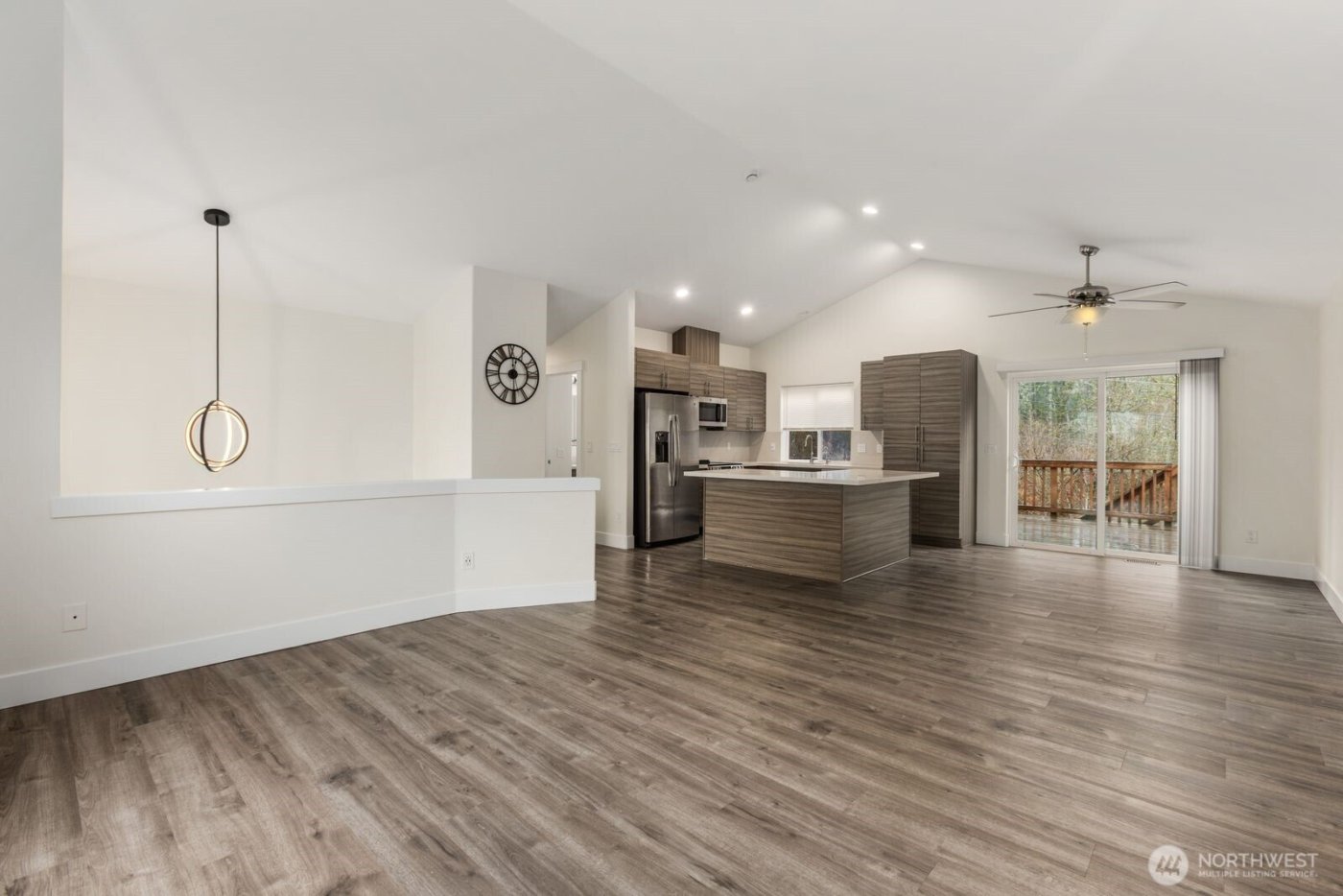 21659 SE 239th Place , Maple Valley, WA 98038