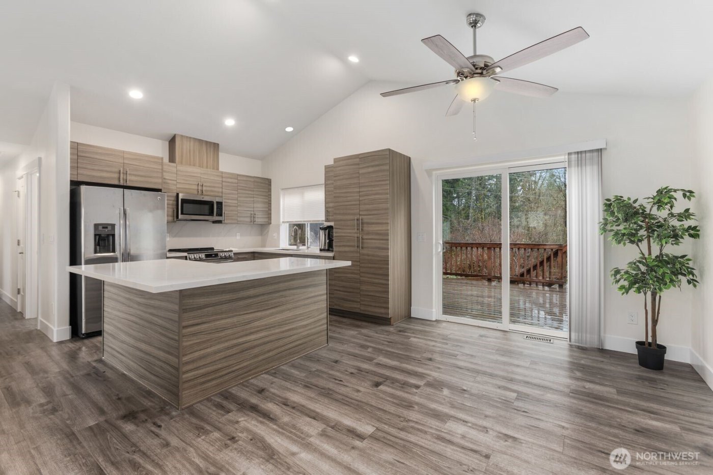 21659 SE 239th Place , Maple Valley, WA 98038