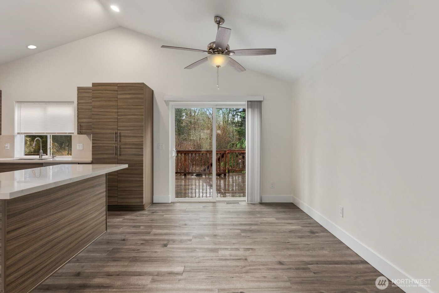 21659 SE 239th Place , Maple Valley, WA 98038