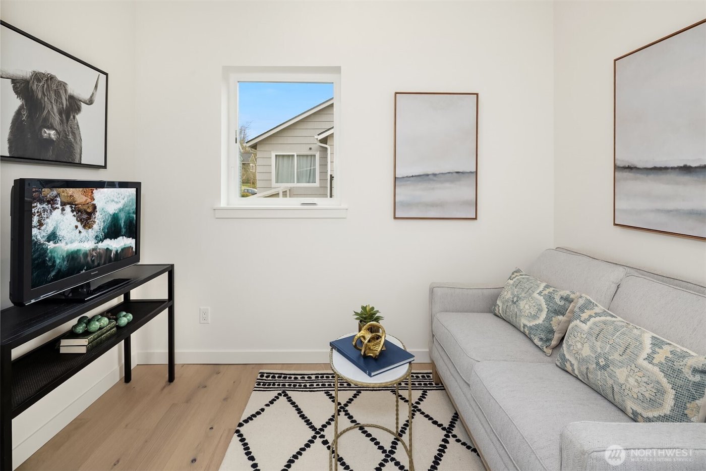 7521 12th Avenue NW, Seattle, WA 98117