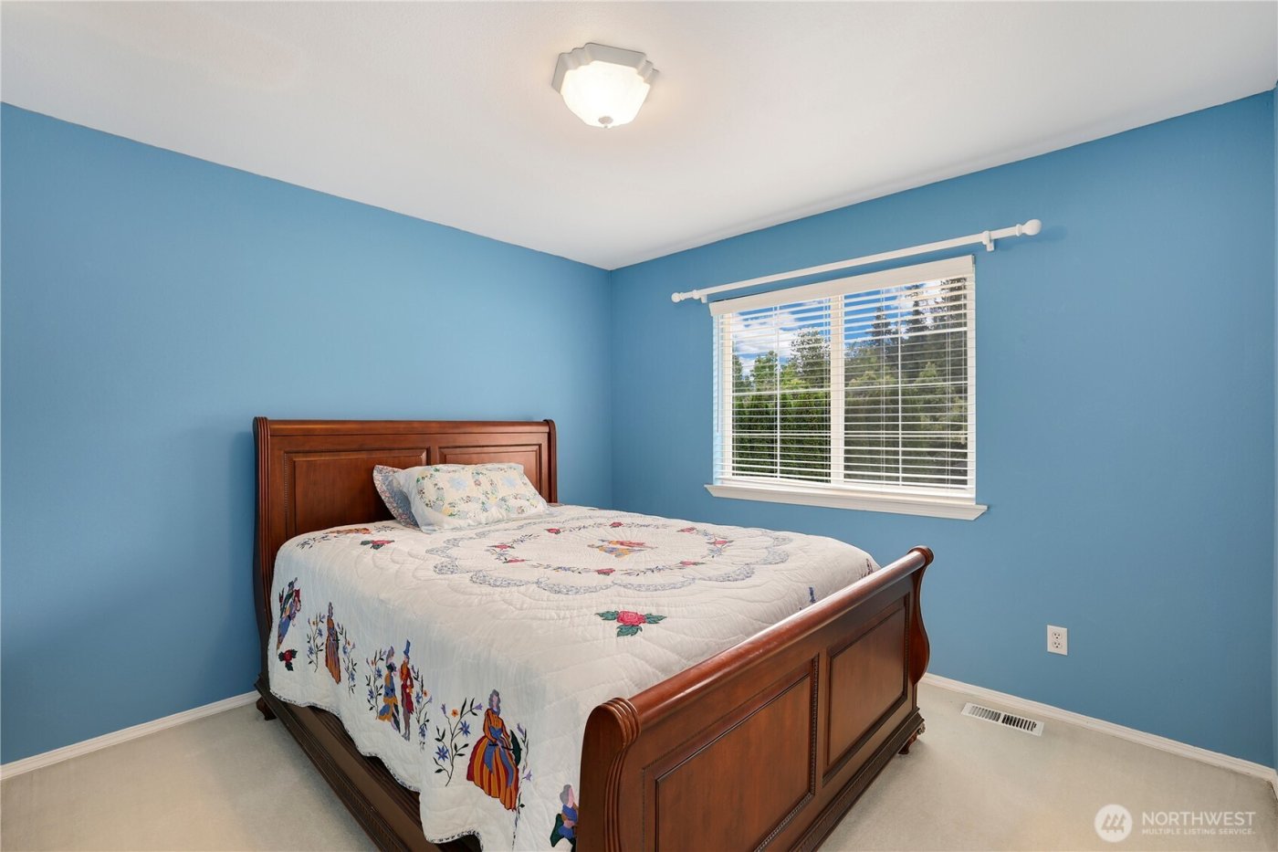 6914 86th Street E, Puyallup, WA 98371