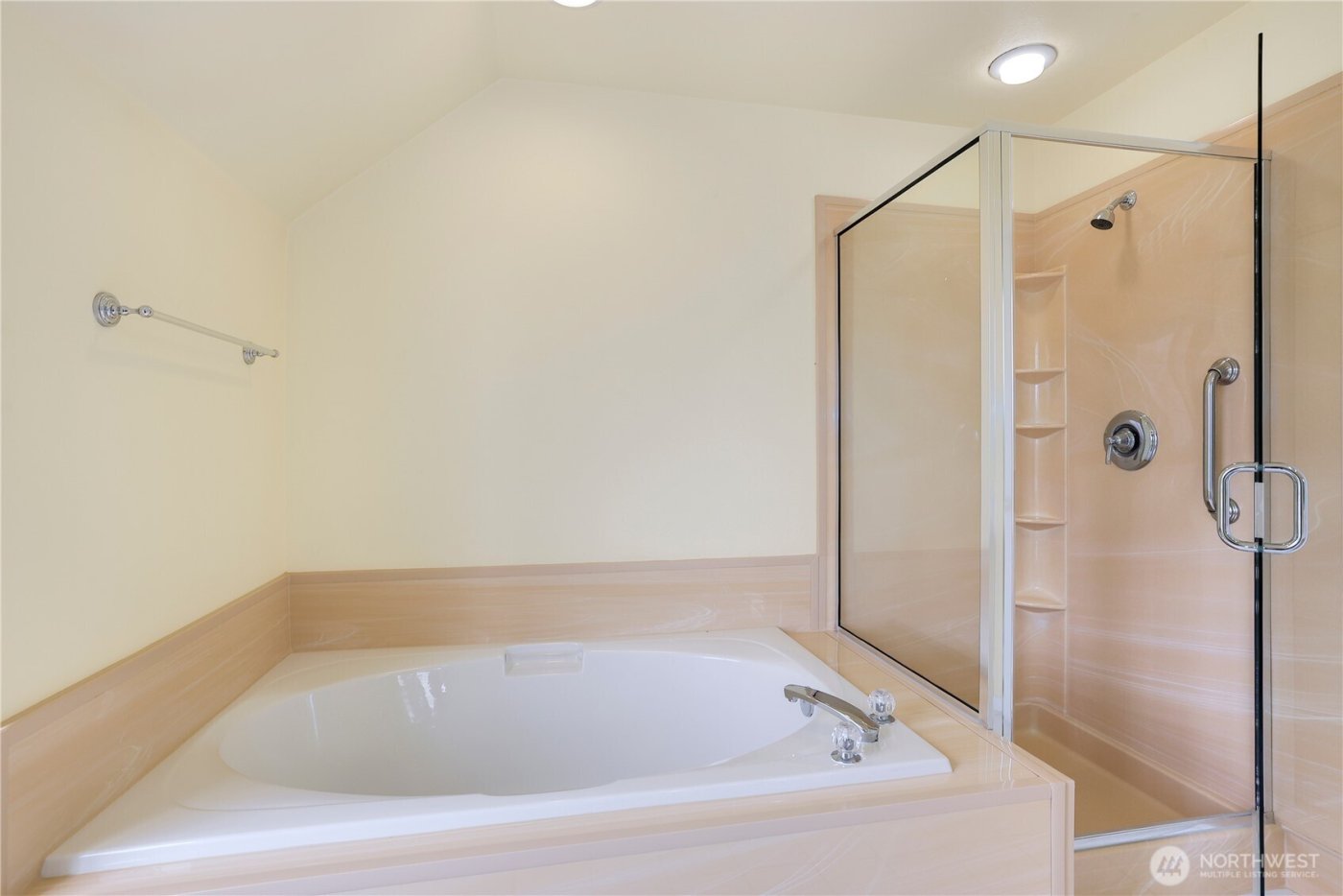 6914 86th Street E, Puyallup, WA 98371